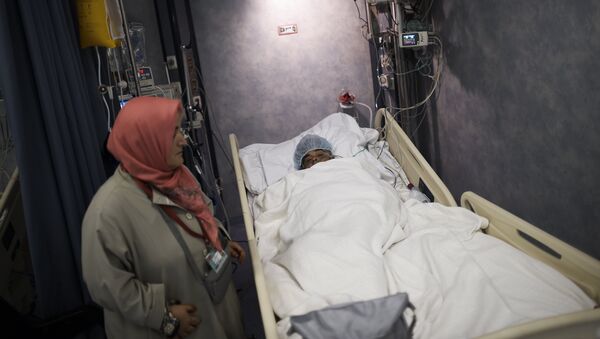 Un peregrino herido en un hospital de Meca - Sputnik Mundo