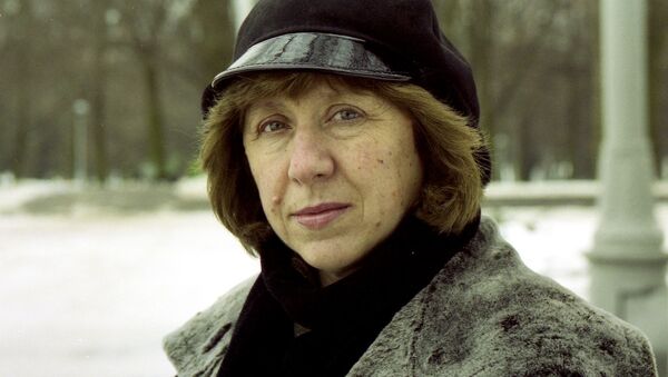 Svetlana Alexievich, escritora y periodista bielorrusa - Sputnik Mundo