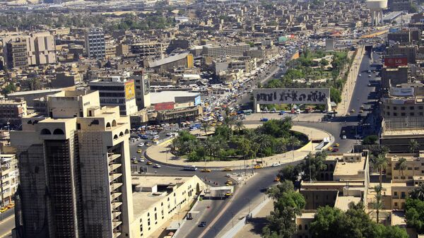 An aerial view of Tahrir Square in downtown Baghdad, Iraq, is seen Friday, Sept. 27, 2013. - Sputnik Mundo