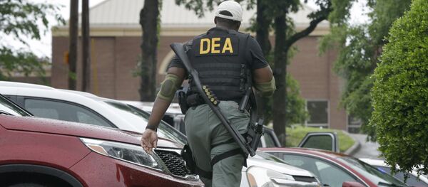 Policía de la DEA Policía de la DEA - Sputnik Mundo