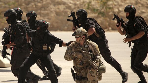 Fuerzas especiales de Irak, EEUU y Jordania conducen ejercicios conjuntas en Amán, Jordania - Sputnik Mundo