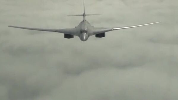 Bombardero ruso Túpolev Tu-160 (archivo) - Sputnik Mundo