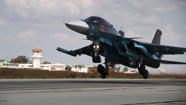 Caza ruso Sukhoi Su-34 en Siria - Sputnik Mundo