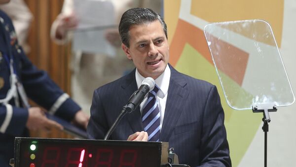 El presidente de México Enrique Peña Nieto - Sputnik Mundo