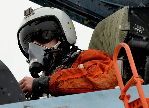 Ejercicios aéreos tácticos en el este de Rusia - Sputnik Mundo