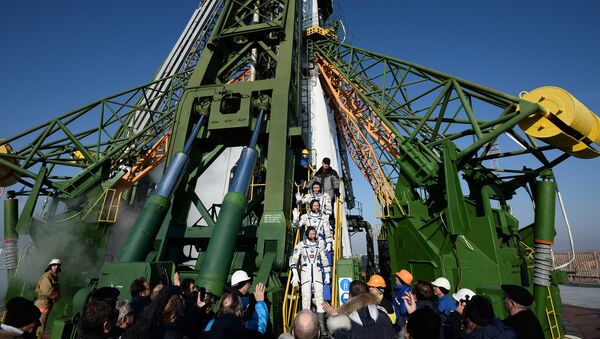 El lanzamiento del cohete Soyuz desde el cosmódromo Baikonur - Sputnik Mundo