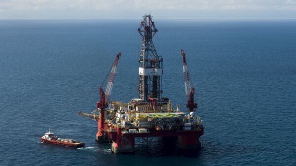 Plataforma petrolífera en el Golfo de México (archivo) - Sputnik Mundo