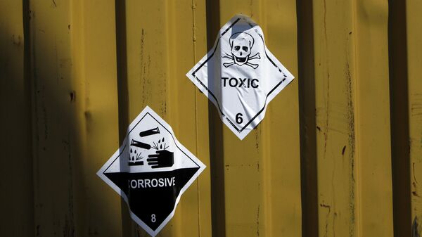 Etiquetas en los contenedores de armas químicas - Sputnik Mundo