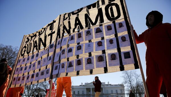 Manifestantes exigen el cierre de Guantánamo - Sputnik Mundo