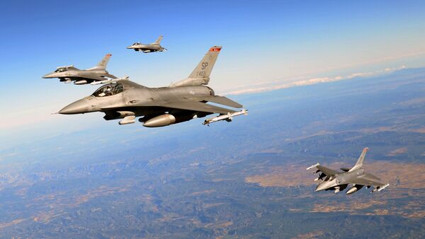 U.S. Air Force F-16 Fighting Falcons - Sputnik Mundo