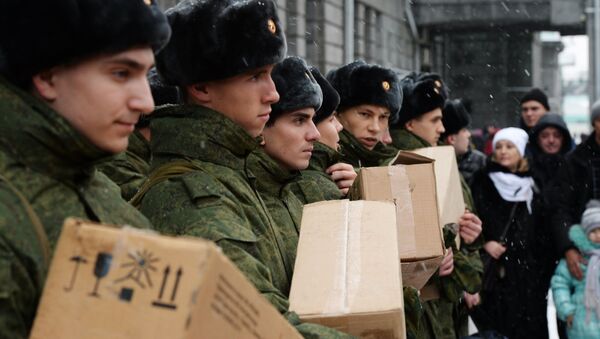 Soldados rusos con la ración de combate - Sputnik Mundo
