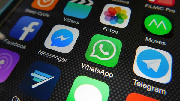 Aplicaciones de Whatsapp, Facebook Messenger, Telegram - Sputnik Mundo