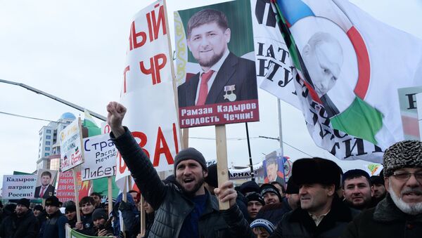 Mítin en apoyo a Ramzán Kadírov - Sputnik Mundo