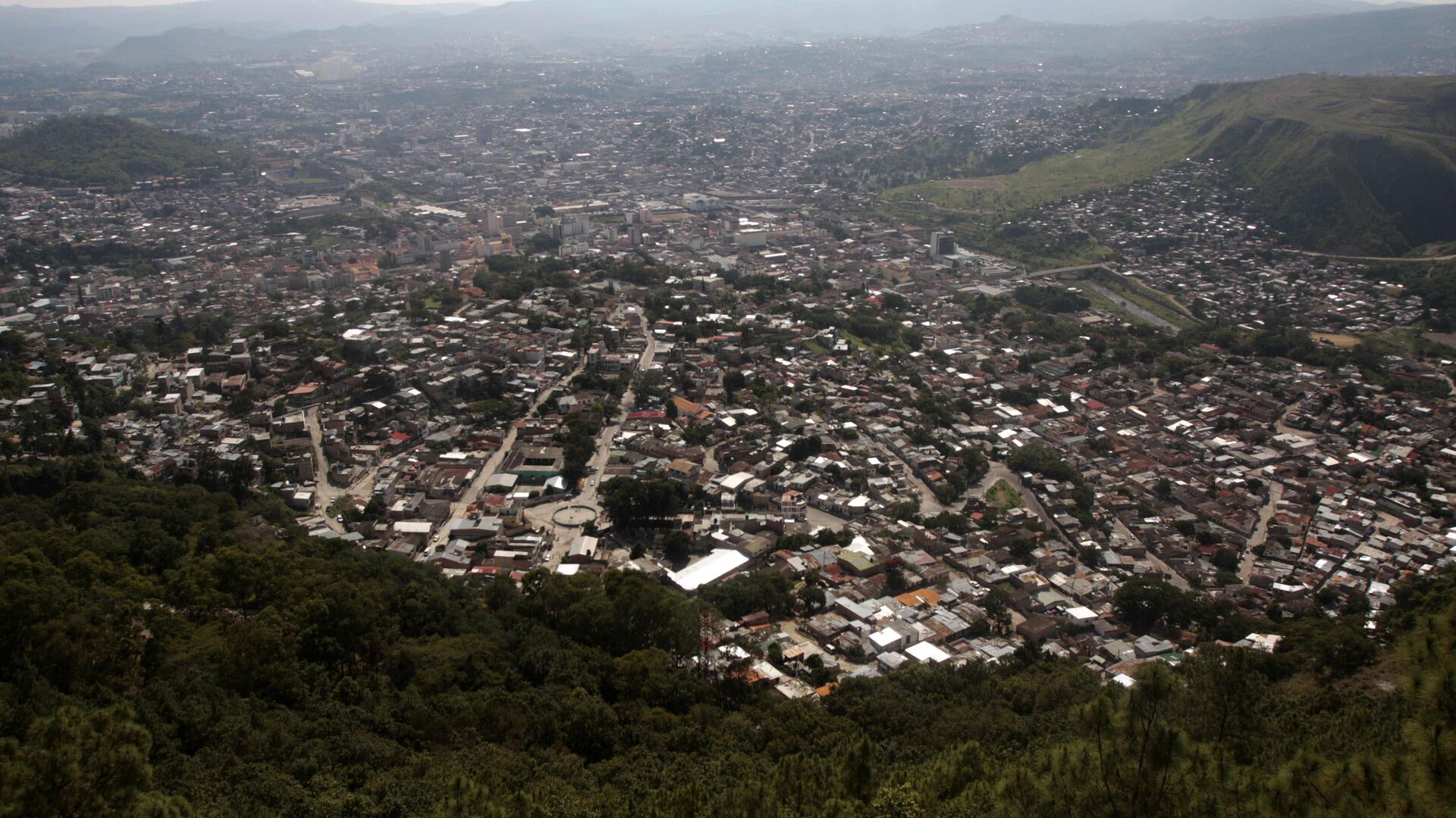 A general view of Tegucigalpa from the Picacho national park, Wednesday, Nov. 11, 2009. - Sputnik Mundo, 1920, 29.11.2021