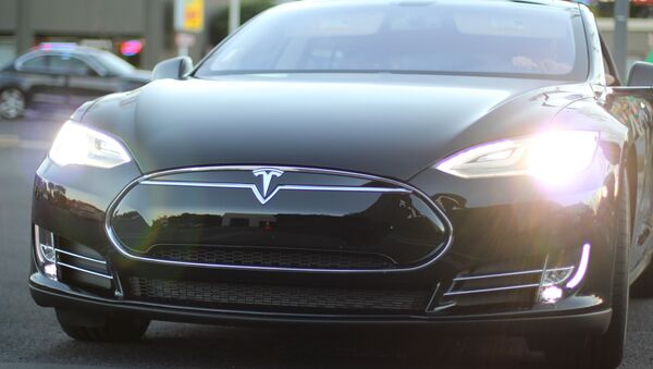 El coche eléctrico Tesla Model S - Sputnik Mundo