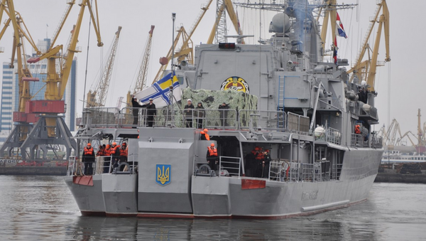 La fragata Hetman Sagaidachni llega al puerto de Odesa - Sputnik Mundo