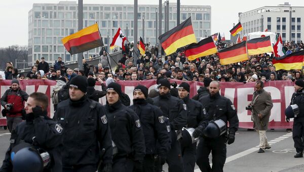 Manifestación antigubernamental en Berlín - Sputnik Mundo