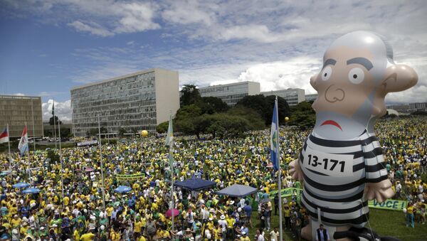 Justicia de Sao Paulo cede decisión sobre encarcelamiento de Lula al juez Moro - Sputnik Mundo