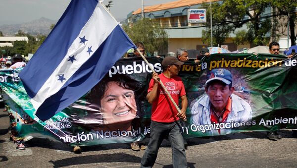 Protesta en Honduras reclamando justicia para Berta Cáceres - Sputnik Mundo