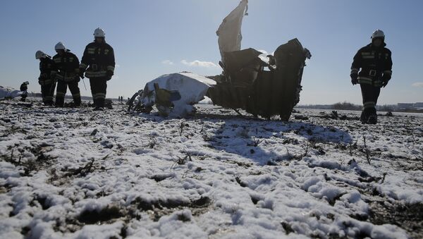 Los restos del avión siniestrado en Rostov del Don - Sputnik Mundo