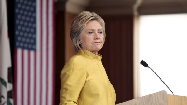 Democratic Presidential Candidate Hillary Clinton delivers a counter terrorism speech at Stanford University in Stanford, California - Sputnik Mundo