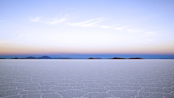 Salar de Uyuni en Bolivia - Sputnik Mundo