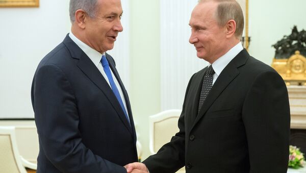 Primer ministro israelí, Benjamín Netanyahu, y presidente de Rusia, Vladímir Putin - Sputnik Mundo