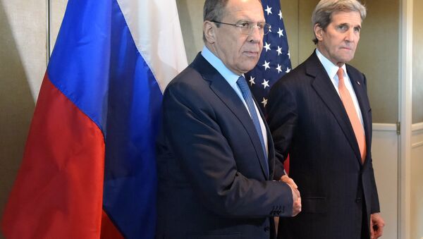 Lavrov y Kerry en Munich - Sputnik Mundo