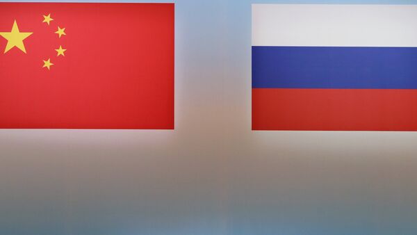 Banderas de China y Rusia - Sputnik Mundo