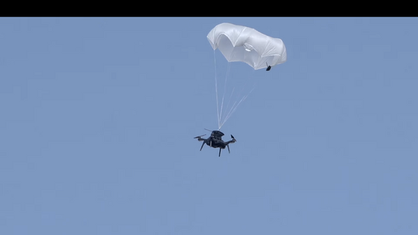 Un paracaídas para los drones - Sputnik Mundo