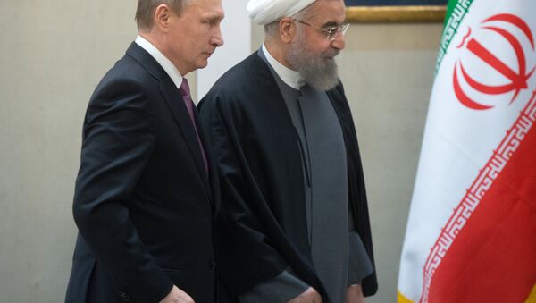 Presidente de Rusia, Vladímir Putin y presidente de Irán, Hasán Rohani - Sputnik Mundo
