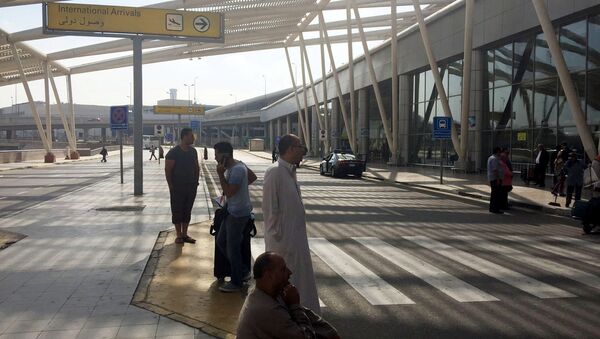 Aeropuerto de El Cairo - Sputnik Mundo