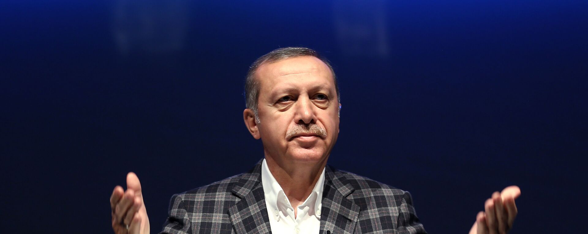 Turkey's President Recep Tayyip Erdogan speaks during a meeting on work security, in Istanbul, Sunday, May 8, 2016.  - Sputnik Mundo, 1920, 05.04.2021