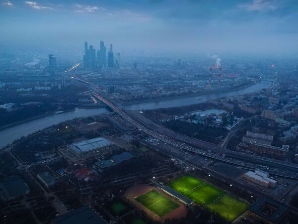 Вид на Москву с высоты птичьего полета Вид на Москву с высоты птичьего полета - Sputnik Mundo