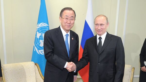 Vladímir Putin, presidente de Rusia, y Ban Ki-moon, secretario general de la ONU (archivo) - Sputnik Mundo