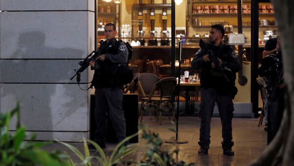 Policía de Tel Aviv en el lugar del atentado - Sputnik Mundo
