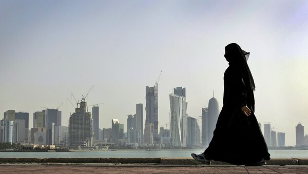 Una mujer catarí en Doha - Sputnik Mundo