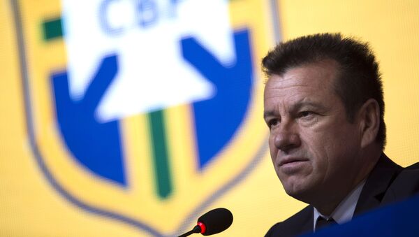Dunga, el exentrenador de la selección brasileña de fútbol - Sputnik Mundo