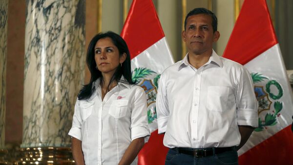 El expresidente de Perú, Ollanda Humala, junto a su mujer, Nadine Heredia - Sputnik Mundo