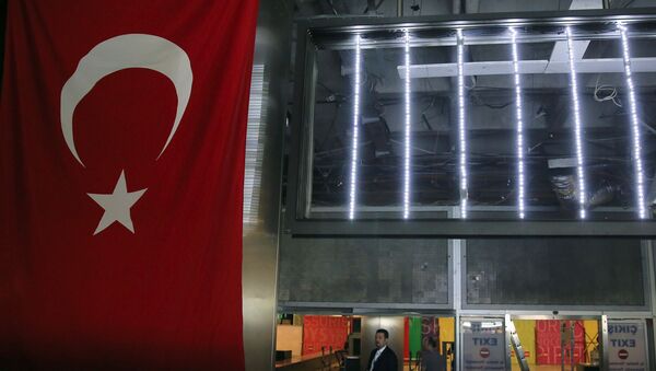 El aeropuerto Ataturk en Estambul - Sputnik Mundo