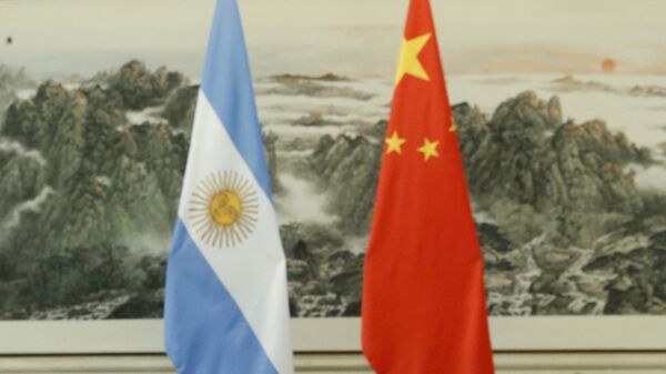 Banderas de Argentina y China - Sputnik Mundo