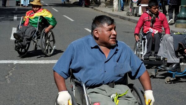 Protesta de discapacitados en La Paz, Bolivia - Sputnik Mundo