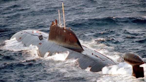 El submarino nuclear ruso K-322 Kashalot - Sputnik Mundo