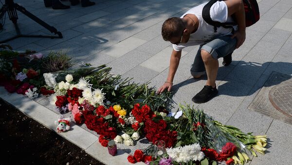Homenaje a las víctimas del atentado en Niza - Sputnik Mundo