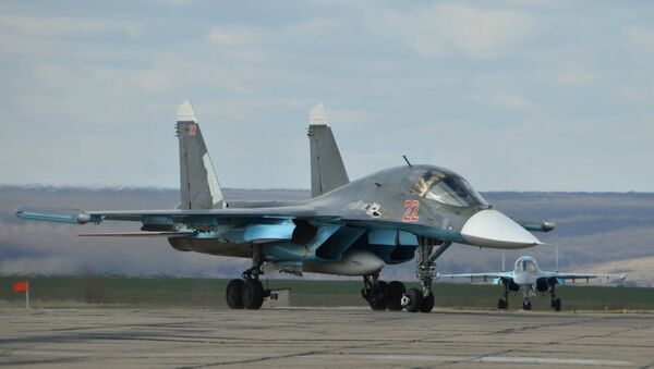 El bombardero táctico ruso Su-34 - Sputnik Mundo
