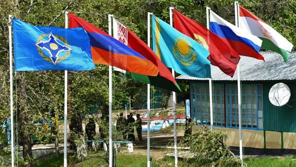 Las banderas de los miembros de OTSC - Sputnik Mundo
