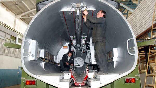 El montaje en la fábrica rusa Aviaagregat - Sputnik Mundo