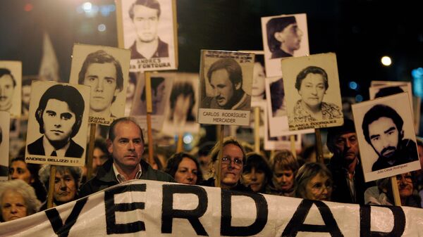 Marcha de Silencio en conmemoración de las víctimas de la dictadura de 1973-1985 (archivo) - Sputnik Mundo