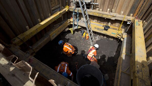 Las obras de construcción de la nueva estación del subterráneo londinense, Liverpool Street - Sputnik Mundo