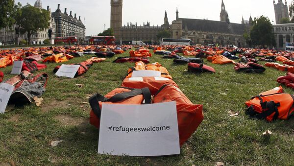 Protesta en Londres contra la propuesta anti-inmigración de Theresa May - Sputnik Mundo